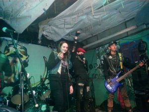 1896790_619756774773923_1555154816_n