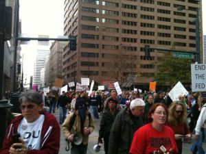 381343_184765598273045_1129026065_n